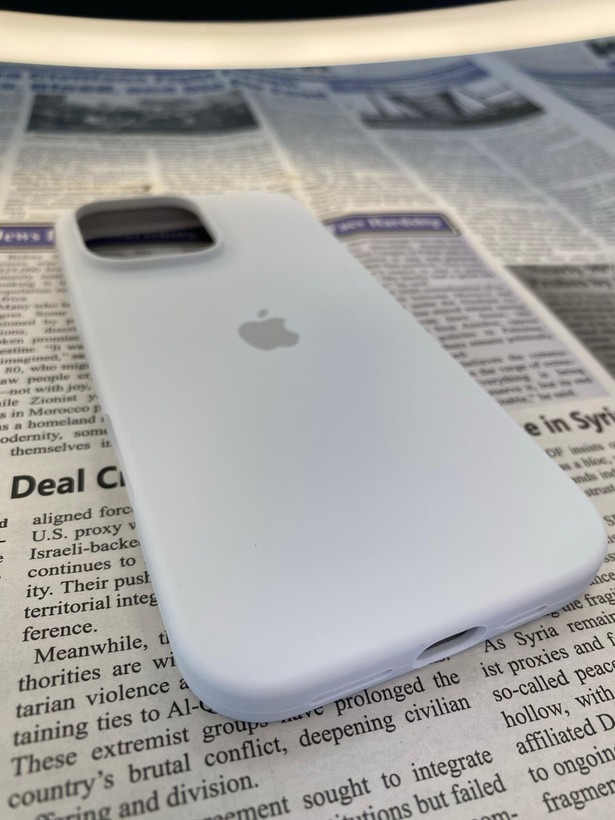 iphone 14 Pro سیلیکونی سفید اورجینال زیر بسته